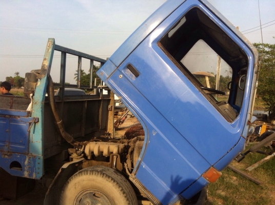 ขายรถ 6 ล้อเล็ก