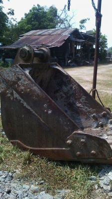 ขายบุ้งกี๋ pc 100 pc120 สลัก 2นิ้วครึ่ง  ความกว้าง 80