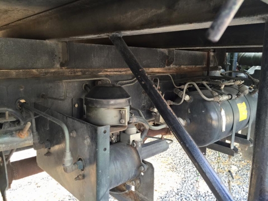 HINO FF 3 H เครื่อง 195 ปี  1996  ยาว 7.20 เมตร รถห้าง เบรคทิฟฟี่ กระจกไฟฟ้า พวงมาลัยเพาเวอร์  คัดซีสวยมากครับ เครื่องดี กำลังดีเยี่ยม ภายในสวย