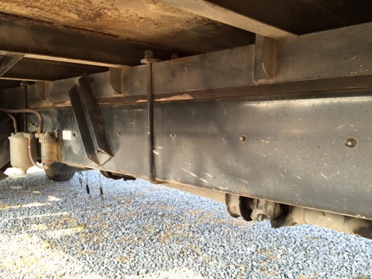 HINO FF 3 H เครื่อง 195 ปี  1996  ยาว 7.20 เมตร รถห้าง เบรคทิฟฟี่ กระจกไฟฟ้า พวงมาลัยเพาเวอร์  คัดซีสวยมากครับ เครื่องดี กำลังดีเยี่ยม ภายในสวย