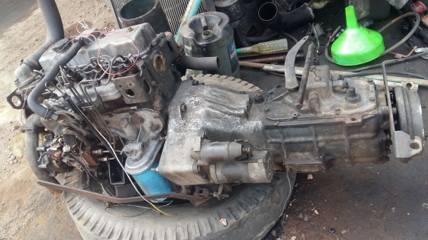 ขายด่วนเครื่องเกียร์MASDA 100แรงเครื่องติดพร้อมเกียร์มีโล มีไฮด์พร้อมในเกียร์