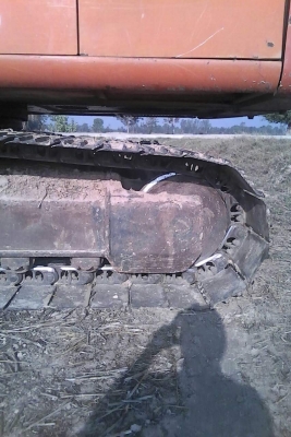 ขายรถแบคโค HITACHI EX200 สภาพดี ช่วงล่างดี เอวแน่น แอร์เย็น สภาพพร้อมใช้งาน สนใจโทร 090-8588220คุณนะ 093-3258446คุณบิว หรือเข้าดูสินค้าอื่นๆได้ที่ www.truck.in.th/498 หรือเพจFacebook ณรงค์ ซื้อขายรถมือสอง (เว็บไซต์ส่วนตัว) หรือFacebook คุณนะ รถบรรทุก