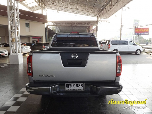 NISSAN FRONTIER NAVARA 4ประตู 2.5 SE CALIBRE ปี 2011