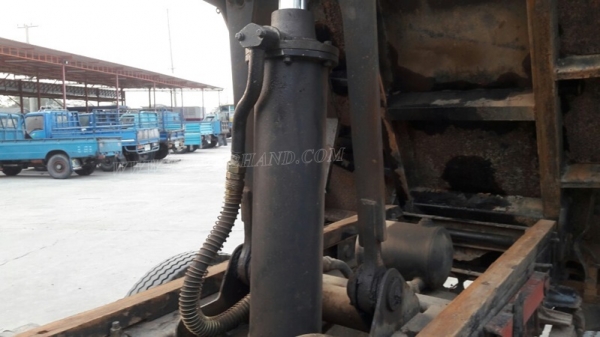 รถบรรทุก 6 ล้อดัมพ์ ISUZU เครื่อง  6 BD1 160 แรงม้า รุ่น SFR11F