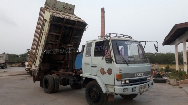 รถบรรทุก 6 ล้อดัมพ์ ISUZU เครื่อง  6 BD1 160 แรงม้า รุ่น SFR11F