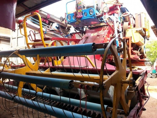 ขายรถเกี่ยวข้าว ศักดิ์พัฒนา อุ้ม2ตัน เครื่อง175เทอร์โบ ช่วงล่างดี ตัวเดิน10 ปั้ม22ไดกิ้น พร้อมใช้งาน สนใจโทร 090-8588220คุณนะ 093-3258446คุณบิว หรือเข้าดูสินค้าอื่นๆได้ที่ www.truck.in.th/498 หรือเพจFacebook ณรงค์ ซื้อขายรถมือสอง (เว็บไซต์ส่วนตัว) หรือFac