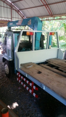 ISUZU 210 ท้ายลาด พร้อมเครน 3 ตัน