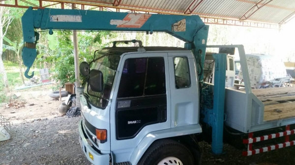 ISUZU 210 ท้ายลาด พร้อมเครน 3 ตัน