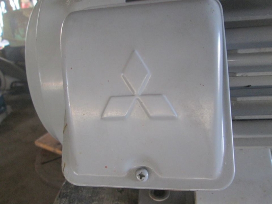 มอเตอร์ 3 สาย Mitsubishi Super line 5 HP (3.7 KW) 4 POLE
