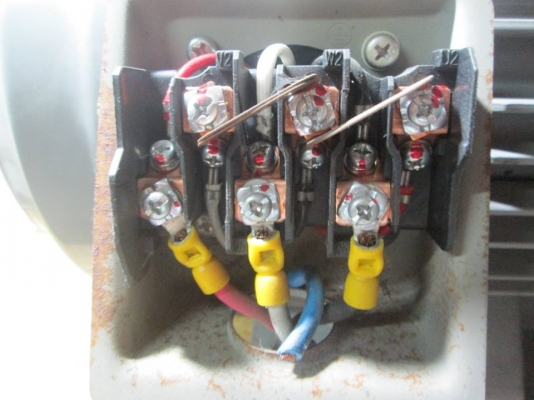 มอเตอร์ 3 สาย Mitsubishi Super line 5 HP (3.7 KW) 4 POLE