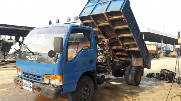 Isuzu Npr 66LX5 ดั้ม ช่วงล่าง F เครื่อง 120 สภาพพร้อมใช้ ทะเบียนพร้อมโอน