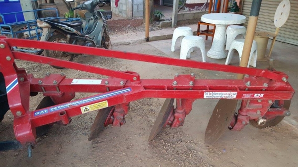 ขายรถไถ YANMAR393T ใบมีดดันดิน+ผานบุกเบิกcmt ทำงาน400ชม. ขายรถไถ YANMAR393T ใบมีดดันดิน+ผานบุกเบิกcmt ทำงาน400ชม.