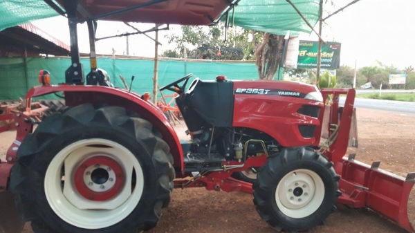 ขายรถไถ YANMAR393T ใบมีดดันดิน+ผานบุกเบิกcmt ทำงาน400ชม. ขายรถไถ YANMAR393T ใบมีดดันดิน+ผานบุกเบิกcmt ทำงาน400ชม.