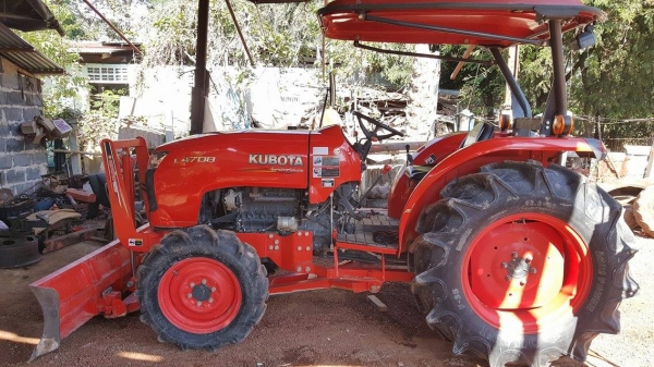 ขายรถไถKUBOTA L4708DT ใบมีดดันดิน+ผานพรวนDH246F รถปี56ใช้งาน400ชม ขายรถไถKUBOTA L4708DT ใบมีดดันดิน+ผานพรวนDH246F รถปี56ใช้งาน400ชม