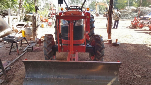ขายรถไถKUBOTA L4708DT ใบมีดดันดิน+ผานพรวนDH246F รถปี56ใช้งาน400ชม ขายรถไถKUBOTA L4708DT ใบมีดดันดิน+ผานพรวนDH246F รถปี56ใช้งาน400ชม