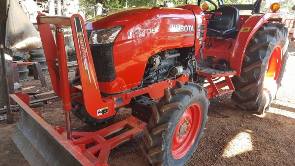 ขายรถไถKUBOTA L4708DT ใบมีดดันดิน+ผานพรวนDH246F รถปี56ใช้งาน400ชม