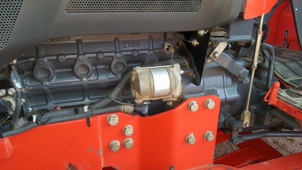 ขายรถไถมือสอง KUBOTA L4708SP ใบมีดดันดิน+ผานพรวนcmt รถปี57 ใช้งาน1015ชม.