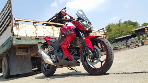 z250 2014 สวยกริ๊บไร้ที่ติจริงๆ วิ่ง 8000 กิโล ราคาไม่แพง รถดีมากๆ ต่อรองได้ z250 2014 สวยกริ๊บไร้ที่ติจริงๆ วิ่ง 8000 กิโล ราคาไม่แพง รถดีมากๆ ต่อรองได้