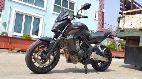 CB650F 2014 วิ่งน้อยมาก ยางโตมิชลินใหม่ ไม่แพง ต่อรองราคาได้ครับ