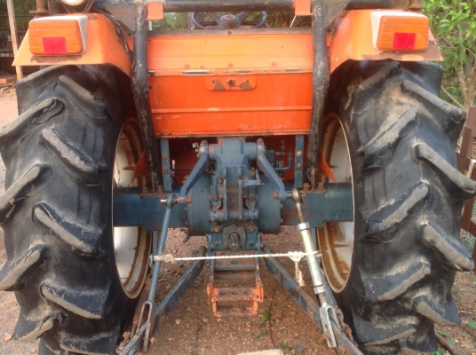 แทรกเตอร์คูโบต้า แอล 3202 ดีที โฟวิลรถเก่านอก สภาพดีมากพร้อมใช้งาน มีผานหลังให้ด้วย แทรกเตอร์คูโบต้า แอล 3202 ดีที โฟวิลรถเก่านอก สภาพดีมากพร้อมใช้งาน มีผานหลังให้ด้วย