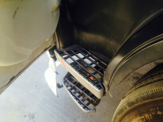 รถฮีโน่ 10 ล้อ รั้ว ( ไม่ดั้ม )  FM1J  260 แรงม้า. ปี 48  ( ขาย แม่ , ลูก. )     สนใจติดต่อ  081 - 6079515