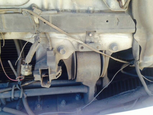 รถฮีโน่ 10 ล้อ รั้ว ( ไม่ดั้ม )  FM1J  260 แรงม้า. ปี 48  ( ขาย แม่ , ลูก. )     สนใจติดต่อ  081 - 6079515