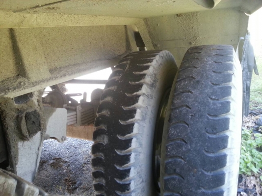 ขายหาง พื้นเรียบ สามมิต 3 เพลา. แท้  ปี 54.    สนใจติดต่อ  081 - 6079515