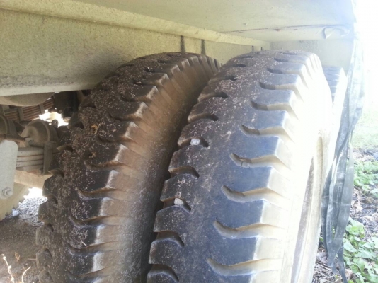 ขายหาง พื้นเรียบ สามมิต 3 เพลา. แท้  ปี 54.    สนใจติดต่อ  081 - 6079515