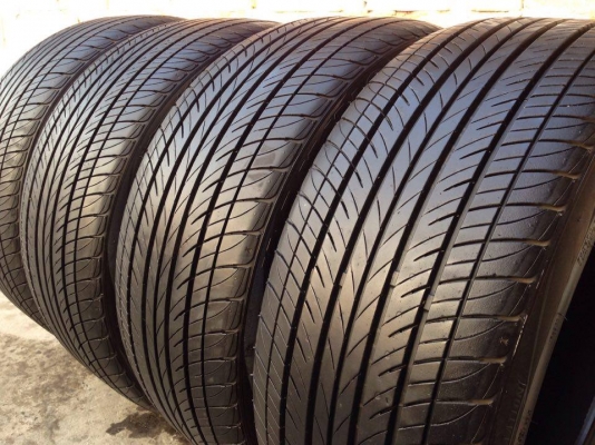 ยาง Maxxis 215-45-17 ปี 13 ครบชุด 4 เส้น 3800 ไม่ควรพลาด สภาพสวยๆหลุมหน้ายางยังอยู่ไม่บวมไม่กินข้างดอกยางเหลือเยอะเอาไปวิ่งกันใด้อีกยาวค่ะ