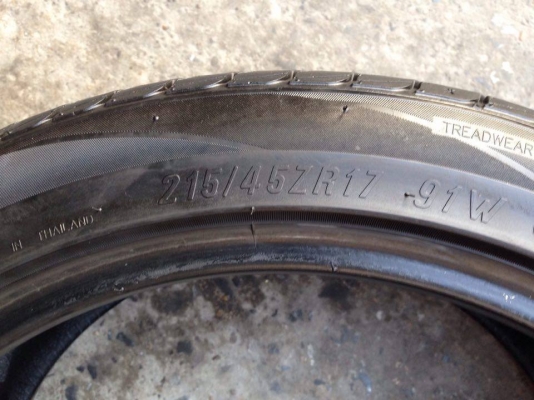 ยาง Maxxis 215-45-17 ปี 13 ครบชุด 4 เส้น 3800 ไม่ควรพลาด สภาพสวยๆหลุมหน้ายางยังอยู่ไม่บวมไม่กินข้างดอกยางเหลือเยอะเอาไปวิ่งกันใด้อีกยาวค่ะ ยาง Maxxis 215-45-17 ปี 13 ครบชุด 4 เส้น 3800 ไม่ควรพลาด สภาพสวยๆหลุมหน้ายางยังอยู่ไม่บวมไม่กินข้างดอกยางเหลือเยอะเอาไปวิ่งกันใด้อีกยาวค่ะ