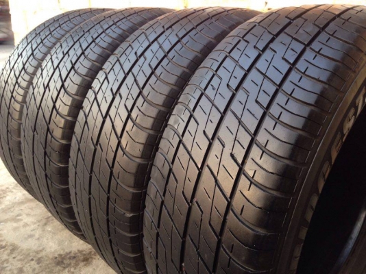 ยาง Bridgstone 215-ุ65-15 ปี 14 ครบชุด 4 เส้น 3500 สภาพสวยๆดอกยางนิ่มๆไม่บวมเอาไปวิ่งกันยาวๆราคาเบาๆค่ะ