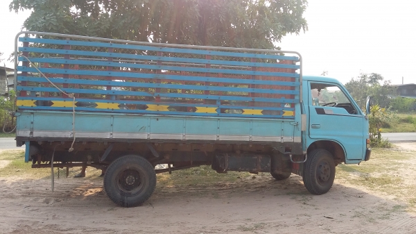 ขาย 6 ล้อ 100เเรงม้า รถสวยพร้อมใช้งาน