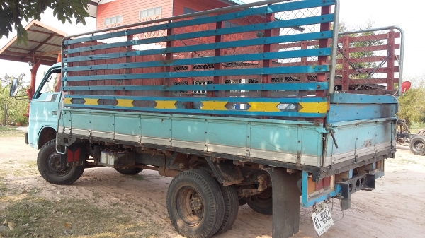 ขาย 6 ล้อ 100เเรงม้า รถสวยพร้อมใช้งาน