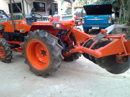 จัดไฟล์แนนท์ได้ครับ  ขาย คูโบต้า L3408 ใบดันหน้า ฝานพรวน 5*22