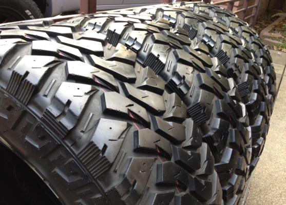 ยาง Mud Maxxis 31 10.5 R15 ปี12 ดอกเต็ม สวยคม ไม่มีปะ ราคาไม่มีปะ