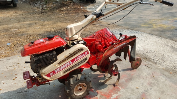 รถพรวนดินแบบสาดออกข้าง ยกร่อง