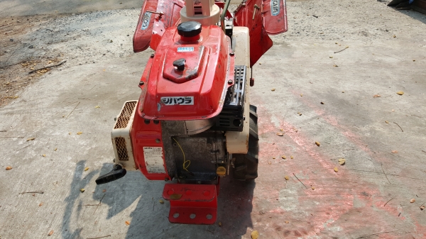 รถพรวนดินแบบสาดออกข้าง ยกร่อง