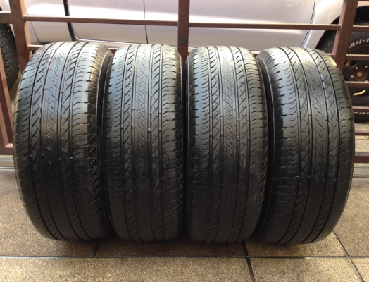 ยาง Bridgestone 265 65 17 ปลายปี14 ดอกเต็ม ไม่มีปะ ใช้ยาว ราคาไม่แพง