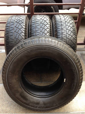 ยาง Michelin Latitude 265 70 16 กลางปี14 ดอกเต็ม ใช้กันยาว ราคาไม่แพง