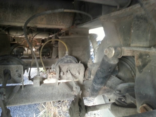 ขายหาง พื้นเรียบ พนัส 3 เพลา. ยัด.  ปี 47.    สนใจติดต่อ  081 - 6079515