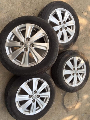 ขายล้อแม็กขอบ15 4ล้อ ราคา 6,500 บาท