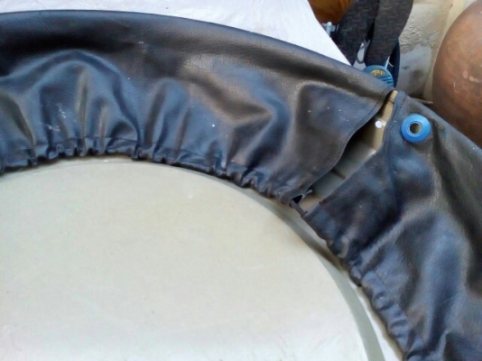 ครอบยางอะไหล่ ปาเจโร่