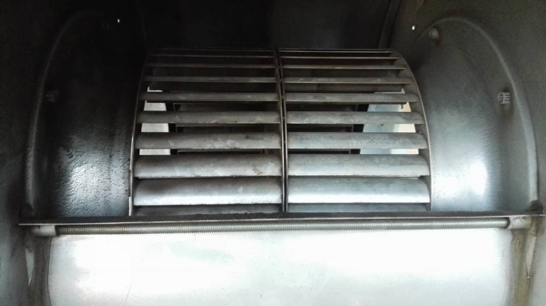 ** SOLD ** โบวเวอร์ ดูดอากาศ KRUGER 5 HP. 380V. สภาพใหม่ 98\% มาคู่ 2 ตัว ทดลองสินค้าก่อนได้พร้อมใช้งาน.