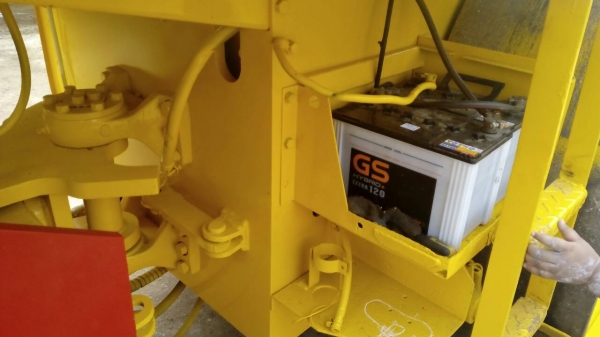 ต้องการขายด่วนรถบด SAKAI R-2