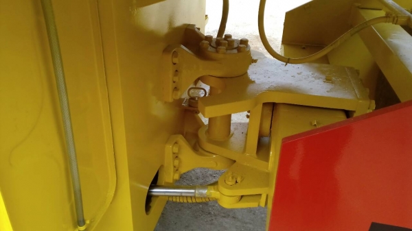 ต้องการขายด่วนรถบด SAKAI R-2