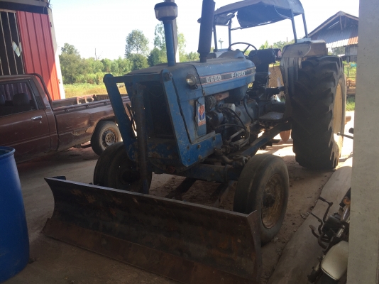 ขายด่วน รถไถ FORDรุ่น6600 T1