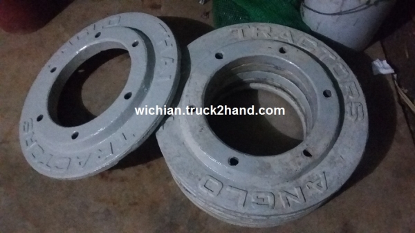 ขายแล้วขอบคุณพี่เอกรักษ์ จ.สระแก้ว มากครับ เวทถ่วงล้อหลังรถไถฟอร์ด ANGLO THAI 1ชุด 6แผ่นหนาหนักมาก สภาพสวยมาก