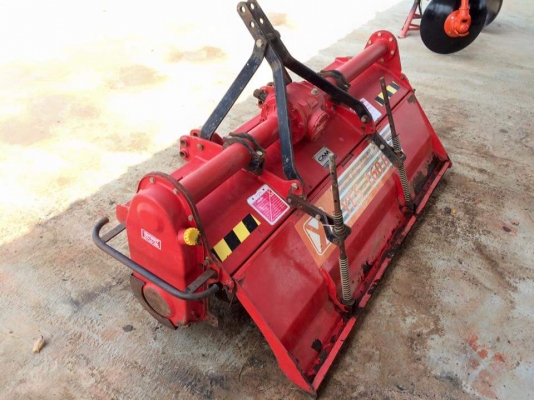 ขายโรตรารี่ YANMAR 1.6 พร้อมยอยใช้งานได้ปีเดียว ใบเต็ม ทุกอย่างเดิมรับรองไม่ผิดหวัง ขายโรตรารี่ YANMAR 1.6 พร้อมยอยใช้งานได้ปีเดียว ใบเต็ม ทุกอย่างเดิมรับรองไม่ผิดหวัง