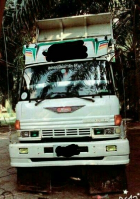 สิบล้อ ฮีโน่ FM227LD-EM100-220แรง 2เพาใหญ่ ดั้ม สภาพดีสวยเดิมๆพร้อมใช้ ทะเบียนพร้อมโอน สิบล้อ ฮีโน่ FM227LD-EM100-220แรง 2เพาใหญ่ ดั้ม สภาพดีสวยเดิมๆพร้อมใช้ ทะเบียนพร้อมโอน