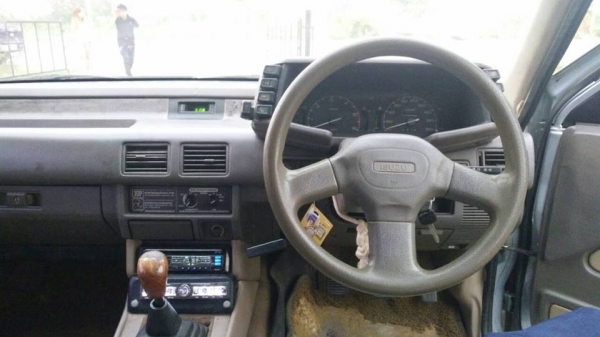 !!!! รถบ้านแท้ ผู้หญิงใช้ อีซูซุ ทีเอฟอา มังกรทองแวน ปี 40 เพาเวอร์แท้ เครื่องดี